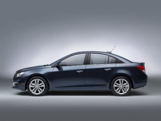 2015 Chevrolet Cruze Side 2015 Chevrolet Cruze Side