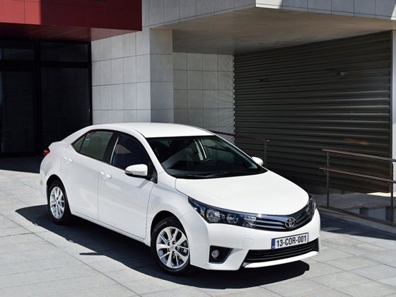 2014 Toyota Corolla Front 2014 Toyota Corolla Front