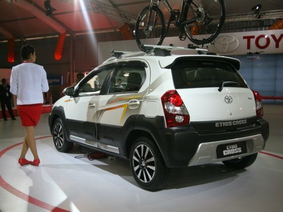 Toyota Etios Cross at Auto Expo 2014 Toyota Etios Cross at Auto Expo 2014