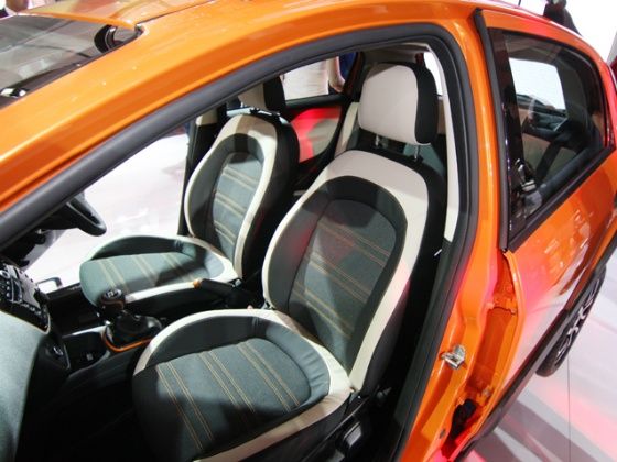 Auto Expo 2014 Fiat Avventura Tail Auto Expo 2014 Fiat Avventura Tail