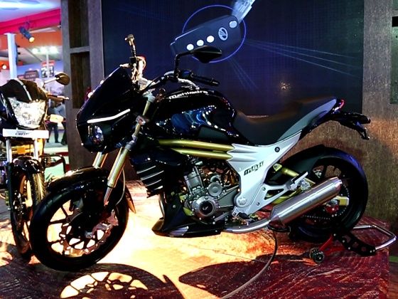 Mahindra Mojo side shot Mahindra Mojo side shot