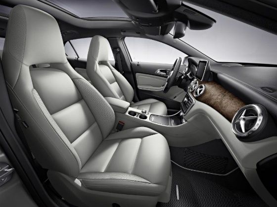 Mercedes-Benz GLA interior Mercedes-Benz GLA interior