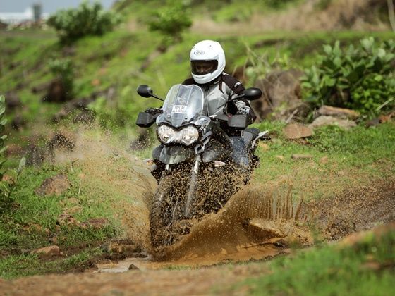 Triumph Tiger 800XC splash Triumph Tiger 800XC splash