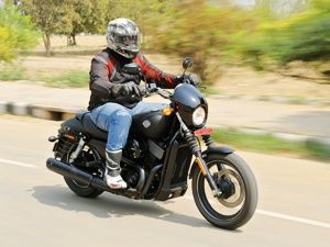 Harley-Davidson Street 750: Review Harley-Davidson Street 750 Review