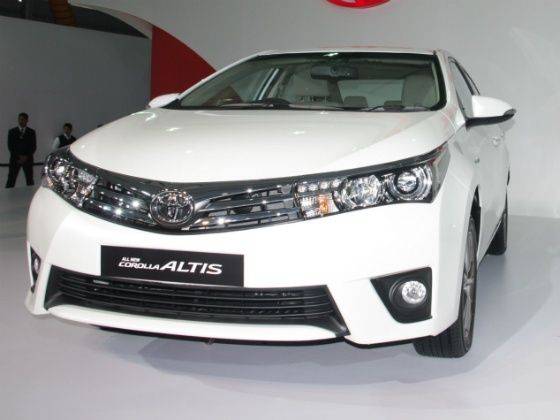 new toyota corolla altis india #5