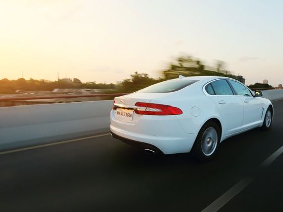Jaguar XF 2.0 litre rear tracking Jaguar XF 2.0 litre rear tracking