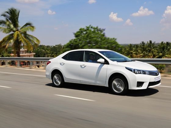 reviews on toyota altis diesel in india #5