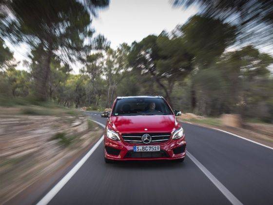 Mercedes B Class front tracking