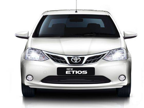 zigwheels toyota etios liva #3