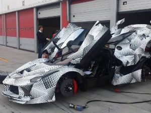 LaFerrariXX spied undergoing testing LaFerrariXX