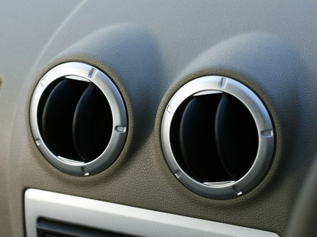 Mahindra Verito : Interior Shot