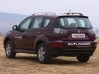 Mitsubishi Outlander: Exterior Shot