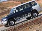 Mitsubishi Pajero: Exterior Shot