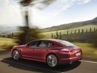 Porsche Panamera: Exterior Shots