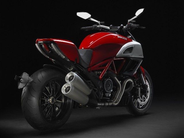 diavel_2_640x480.jpg