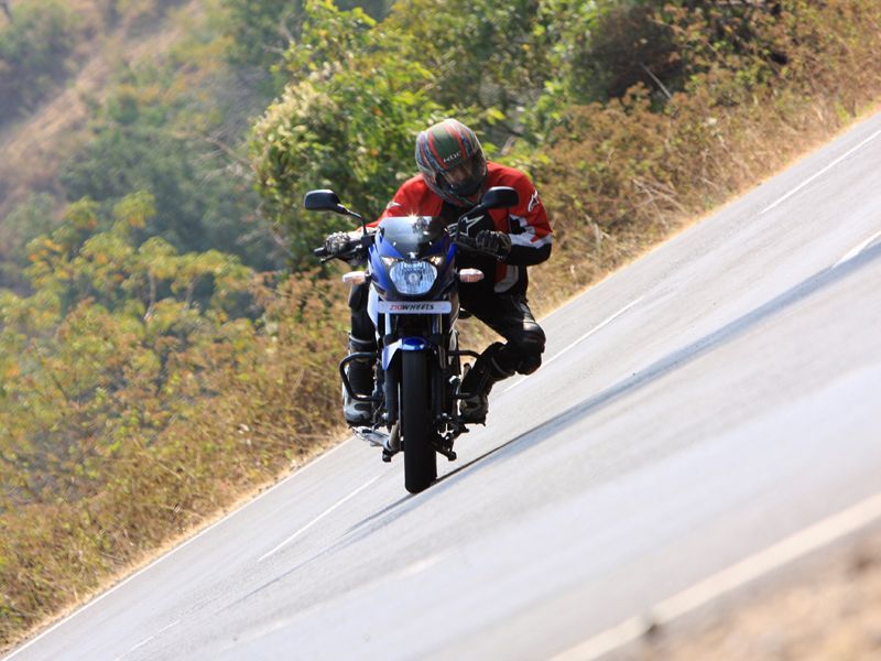 Bajaj+pulsar+220s+black