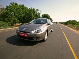 Renault Fluence : ZigWheels First Drive Pics Renault Fluence