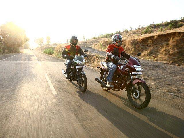 Bajaj discover 125 dtsi vs honda shine