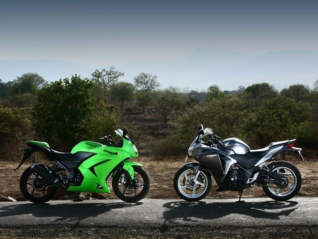 Kawasaki ninja 250r vs honda cbr 250