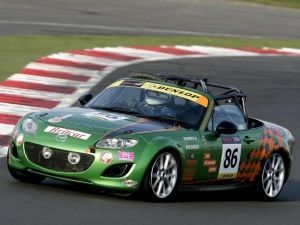 Three Mazda MX-5s finish Britain's most gruelling endurance Three Mazda MX-5s finish Britain's most gruelling endurance