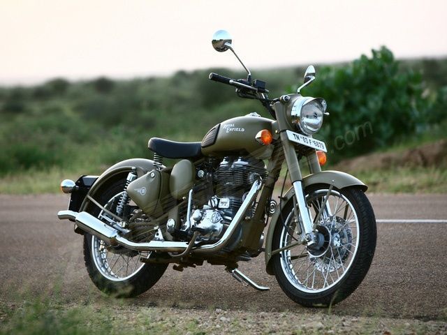 Stunning New Royal Enfield Bullet Classic 2.0