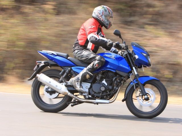 Bajaj+pulsar+220s+mileage