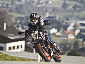 KTM 390 Duke: In Pictures! KTM 390 Duke