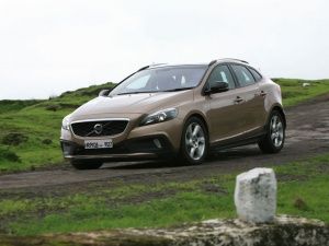 Volvo V40 Cross Country: Road Test Pics! Volvo V40 Cross Country