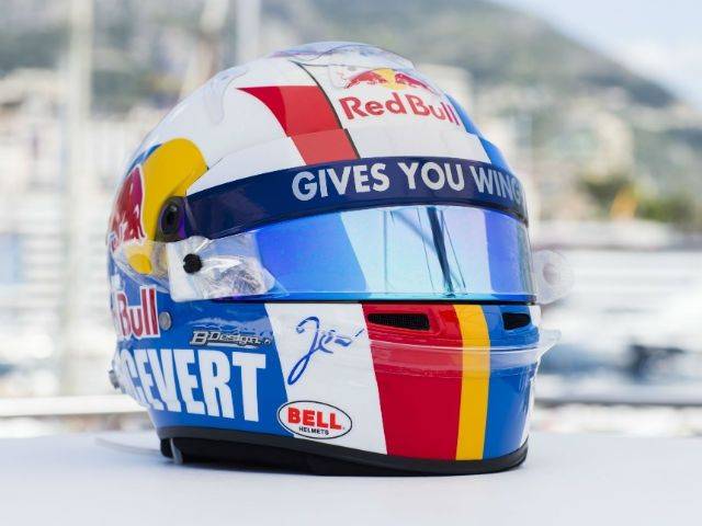 2013-monaco-gp-helmet-jean-eric-vergne-front-pic-main13_640x480.jpg