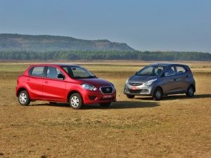 Datsun Go vs Hyundai Eon Comparison Review: In Pictures! Datsun Go vs Hyundai Eon Comparison Review