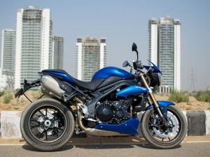 2014 Triumph Speed Triple Review: Gallery