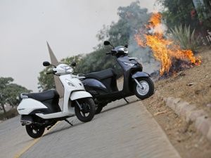 Yamaha Alpha vs TVS Jupiter scooter comparison: Gallery Yamaha Alpha vs TVS Jupiter