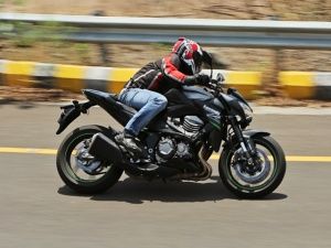 Kawasaki Z800 Review Gallery Kawasaki Z800
