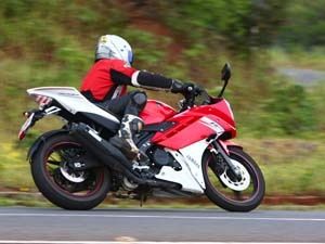 Yamaha R15 2.0 First Ride Video Yamaha R15 2.0 First Ride Video