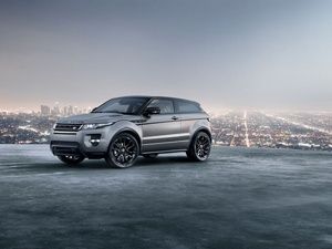 Range Rover Evoque SE with Victoria Beckham Documentary Film Range Rover Evoque SE with Victoria Beckham Documentary Film