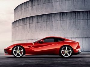New Ferrari F12 Berlinetta Studio Walkaround