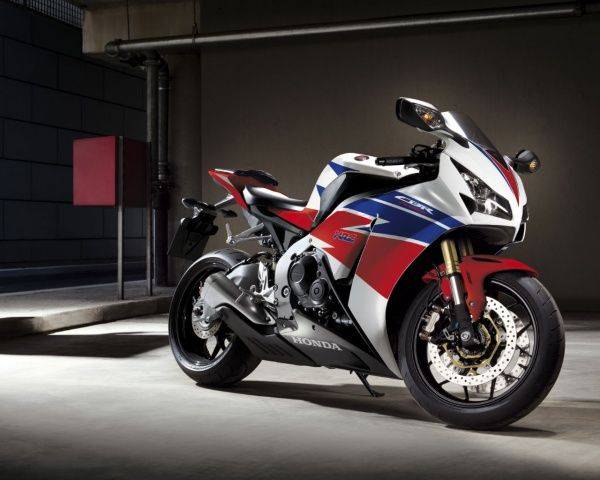 2013 Honda fireblade wallpaper #3