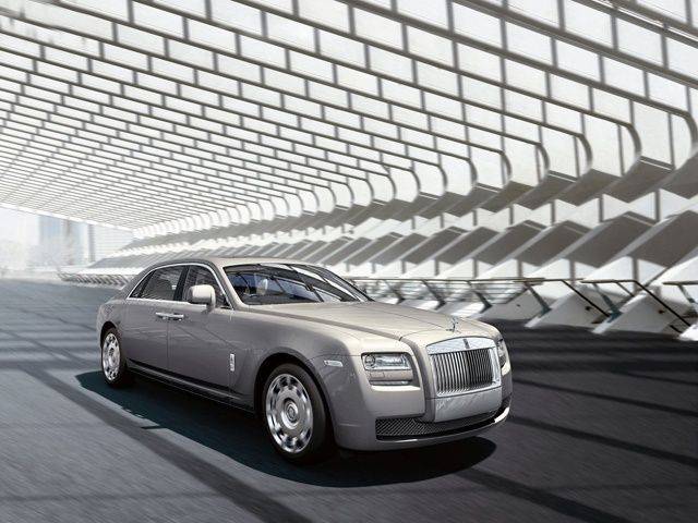 Rolls Royce Ghost Extended Wheelbase by Team ZigWheels Posted on 03 Mar 