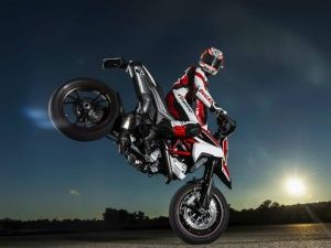 Nicky Hayden and the 2013 Ducati Hypermotard SP Nicky Hayden and the 2013 Ducati Hypermotard SP