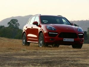 2013 Porsche Cayenne GTS 2013 Porsche Cayenne GTS